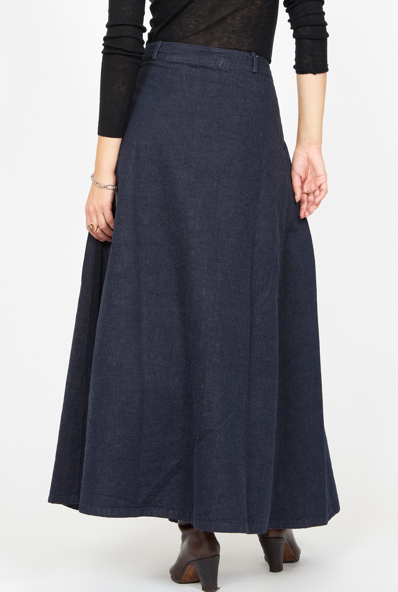 apuntob Indigo Pleated Skirt