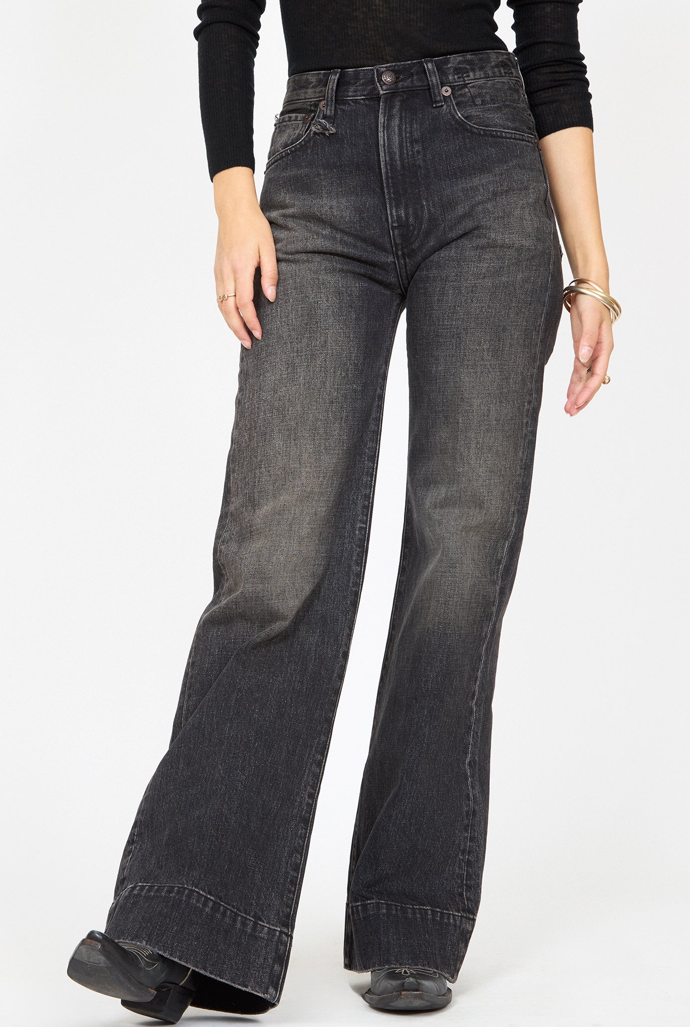 R13 Charlotte Jean
