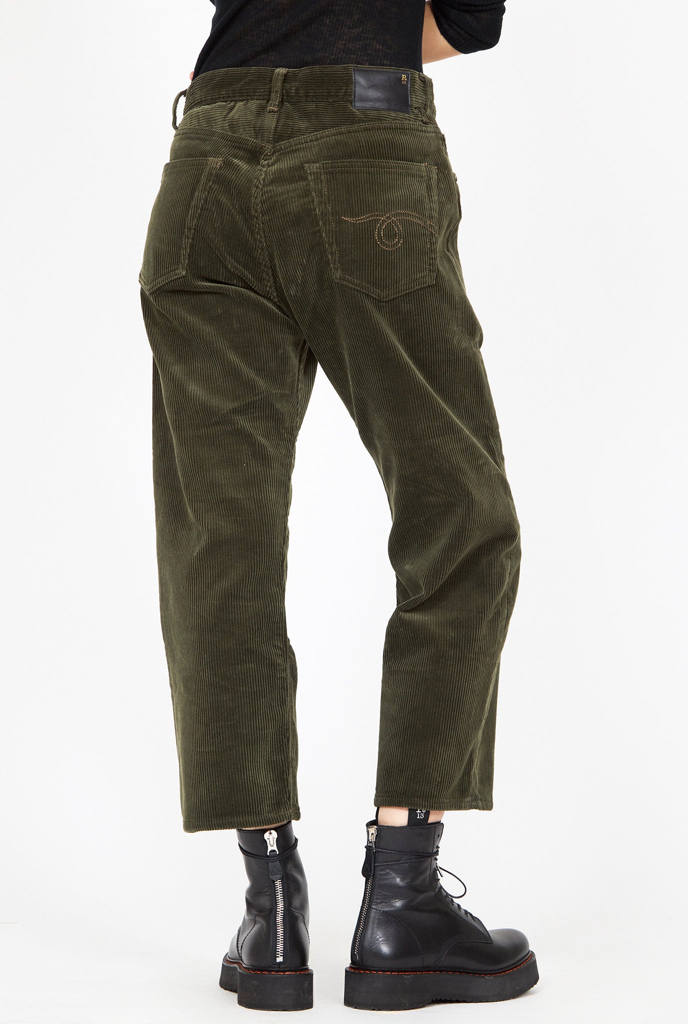 2025_HABITS_10_18_MAYA13148.jpg R13 X-BF Cord Jean