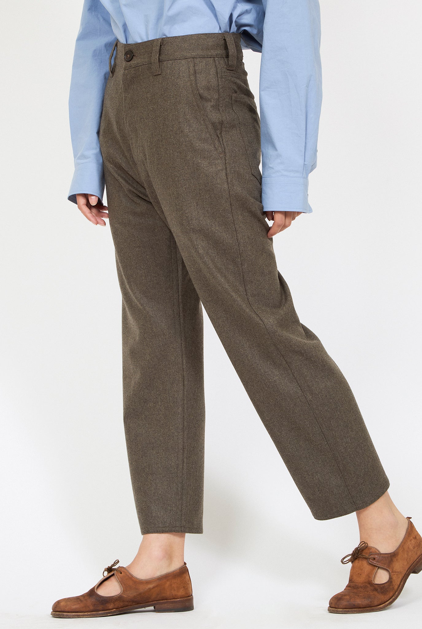 2025_Habits_09_22_MAYA11676.jpg SOFIE D'HOORE Pan Jeans WOLF